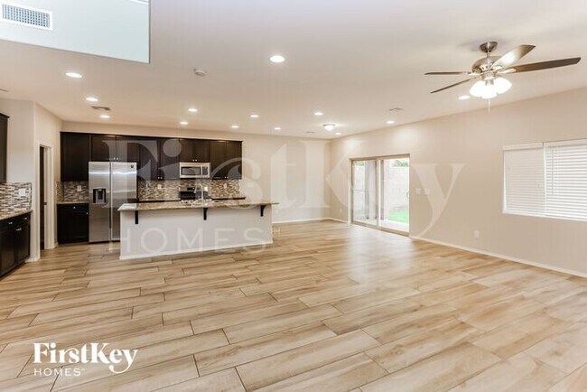 Photo - 10552 Mt Blackburn Ave