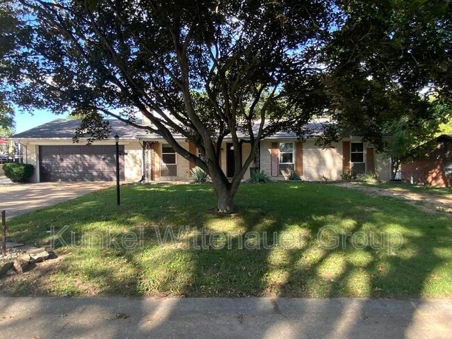 Building Photo - 2249 Wendy Way Dr Rental