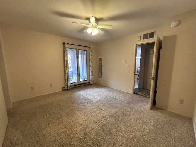 Photo - 1818 E Shorewood Blvd Unit 310