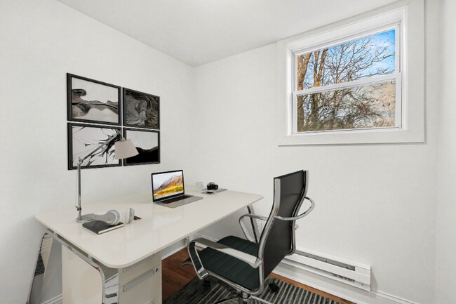 Photo - 3337 Reading Rd Unit B