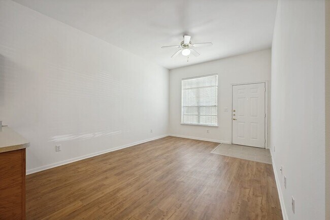Fallbrook Ranch Apartments