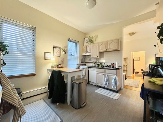 Photo - 206 Chestnut Hill Ave