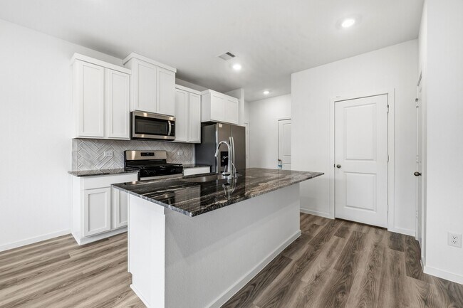 Photo - 17818 Delmar Hts Ln