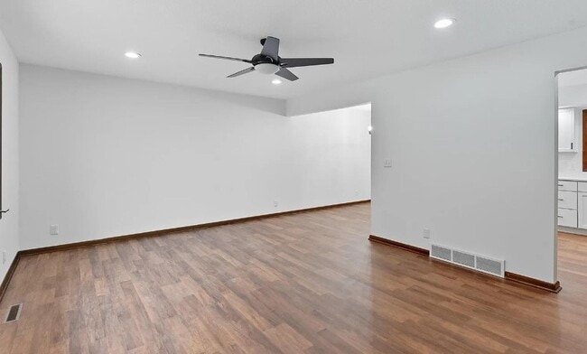 Photo - 315 Morgan St