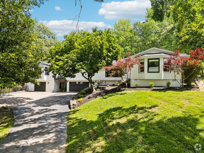 Building Photo - 4604 Mountainview Dr Rental