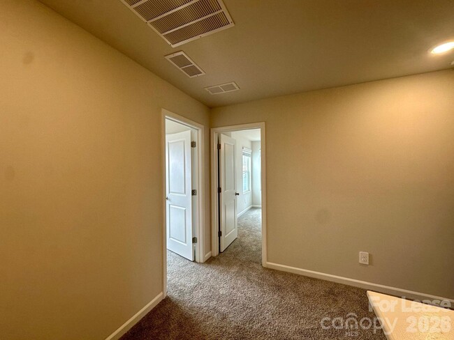 Photo - 4130 County Down Ave