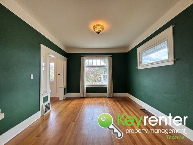 Photo - Charming 3-Bedroom Rental Home in Central ...