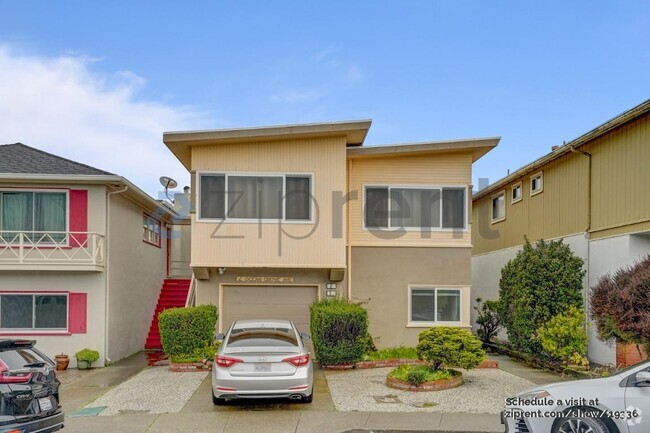 Building Photo - 2 Ocean Grove Ave Rental
