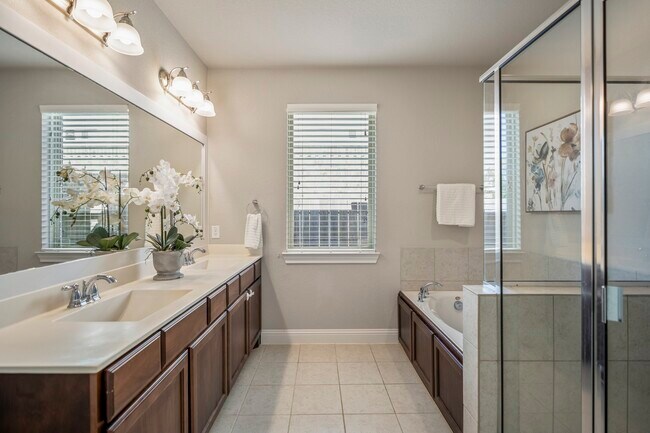 Photo - 16719 Highland Country Dr