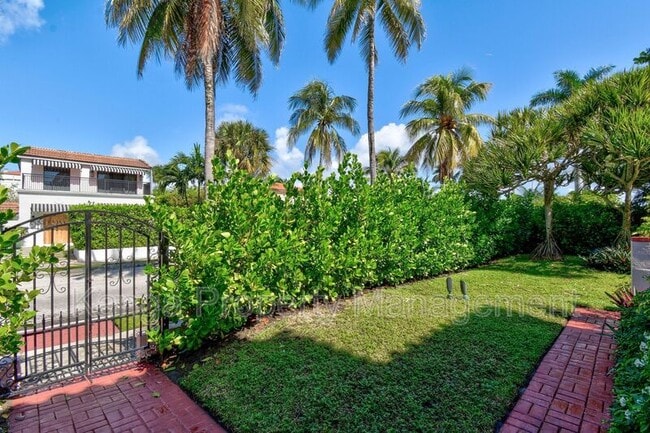 Photo - 194 Almeria Rd