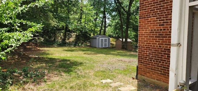 Photo - 6213 Forest Rd