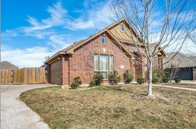 Building Photo - 6625 Thistle Wood Dr Rental