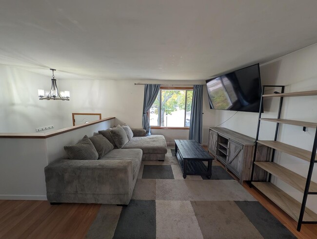 Photo - 801 Joliet Ct