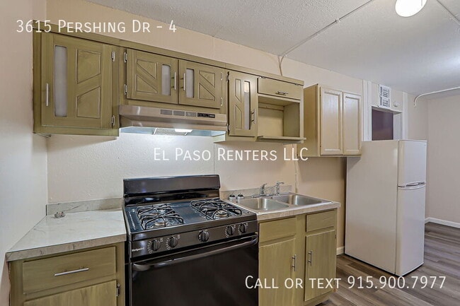 Photo - 3615 Pershing Dr Unit 4