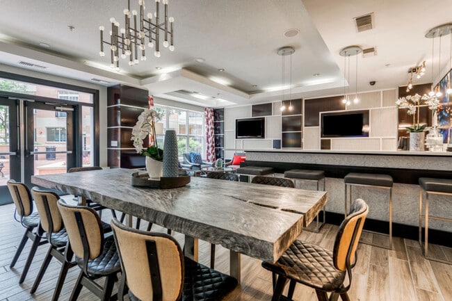 Photo - 599 John Carlyle St Unidad SI ID1473418P