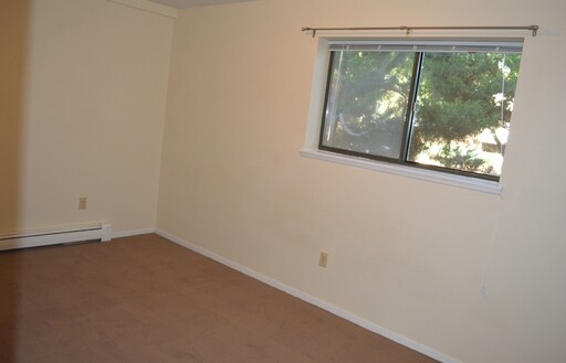 Building Photo - 845 20th St