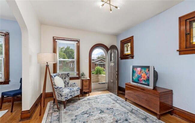 Photo - Experience Elevated Living
