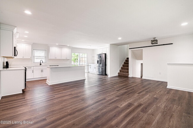 Photo - 3801 Iron Horse Way