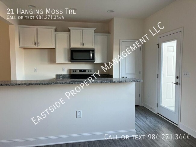 Photo - 21 Hanging Moss Trl