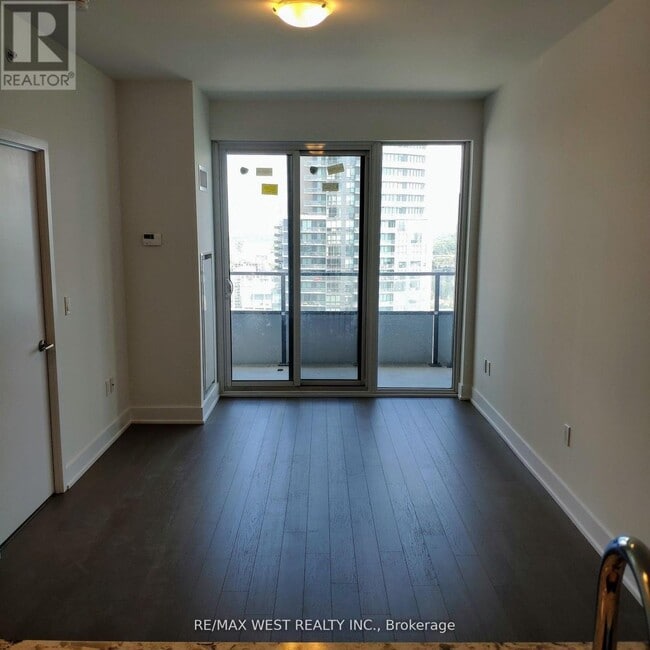 Photo - 20 Shore Breeze Dr Unit 3005