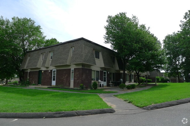 Northwood Apartments - Northwood Apartments