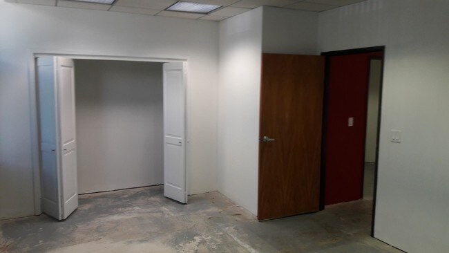 Photo - RiverFront live - Work Lofts