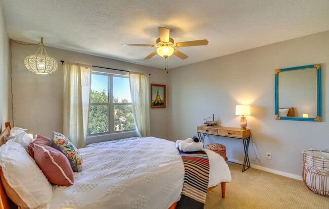 Photo - 2327 Stieglitz Ave SE