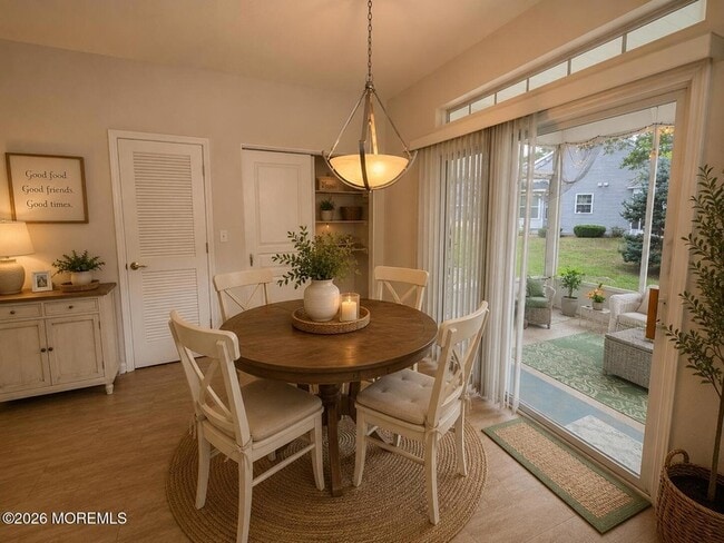 Photo - 24 Lilly Dr