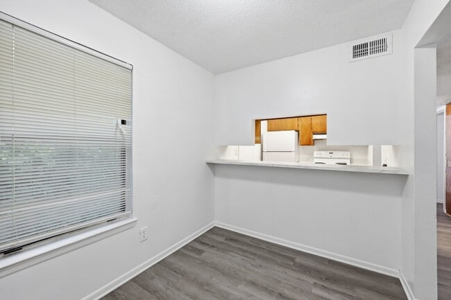 Photo - 1410 S Elizabeth Ave Unit 501