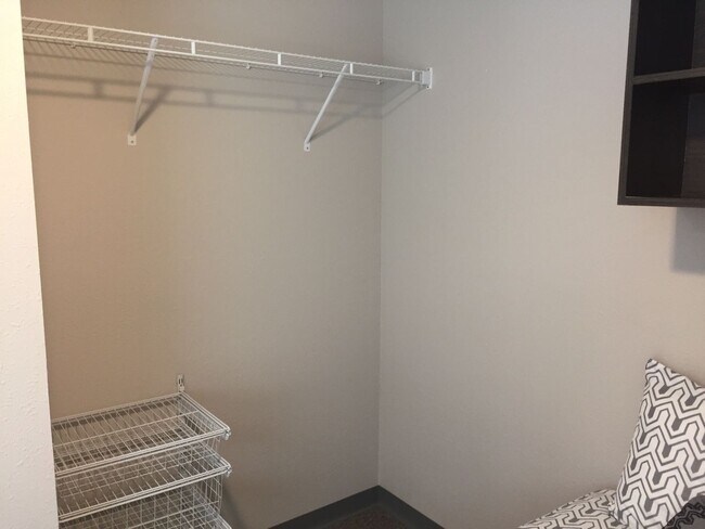 Photo - 306 E Clark - OFFBOARD 12/18/2025