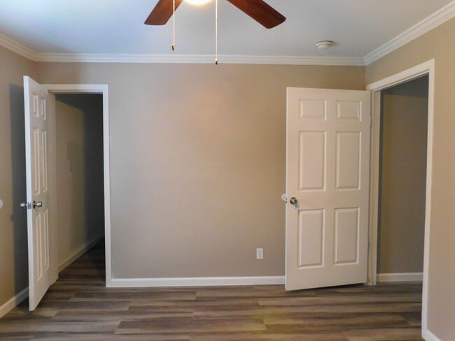 Photo - 107 Varsity Dr Unit 107 Room D