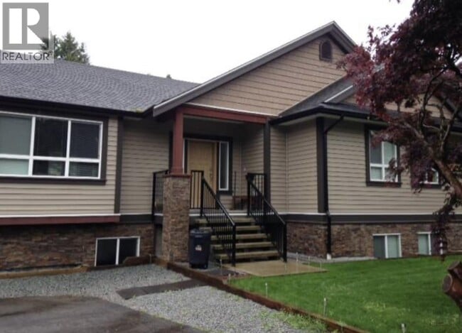 Photo - 21292-21123 123 Ave