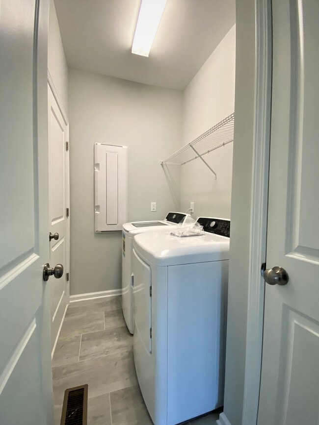 Building Photo - 621 Great Eno Path Rental
