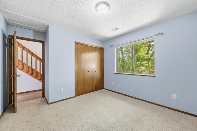 $2,595.95  - 3 Bed, 2 bath Condo with Lofted Bonus Space and In Unit Laundry!