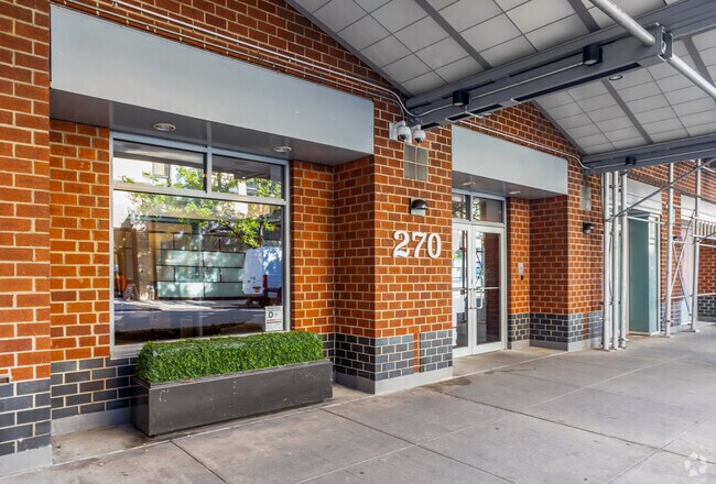 Entrance - Grand Chelsea