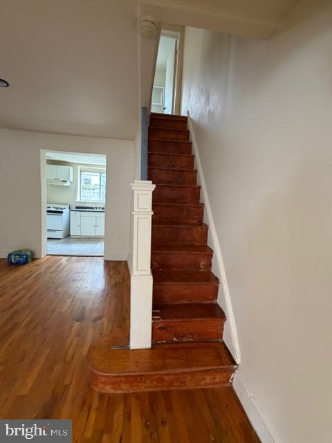 Photo - 716 Hoffman St