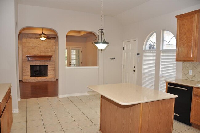 16616 Dalmahoy Dr