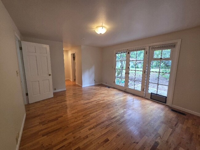 Photo - Private 4 Bedroom / 2.5 Bath Bridle Trails Acerage Property