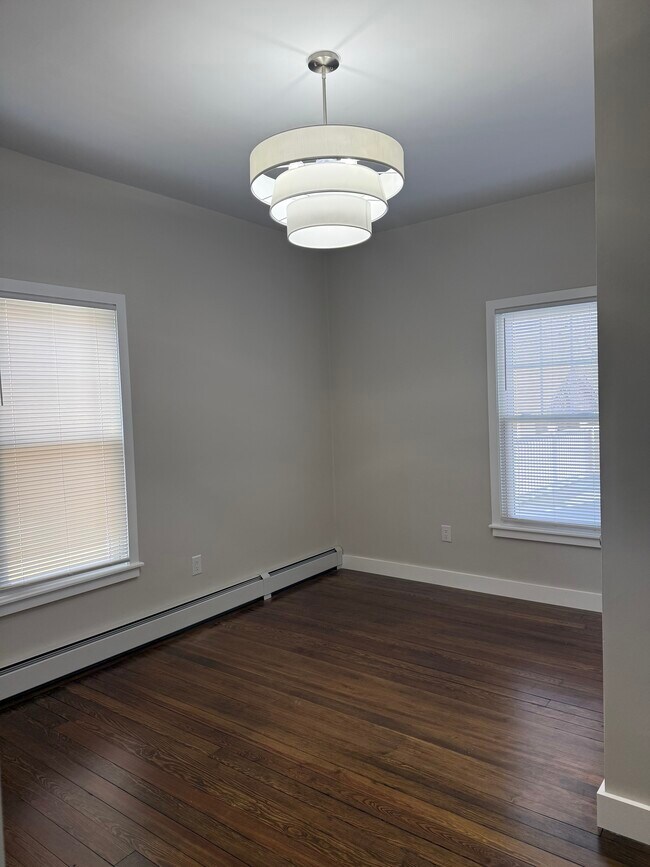 Photo - 33 Rosegarden St