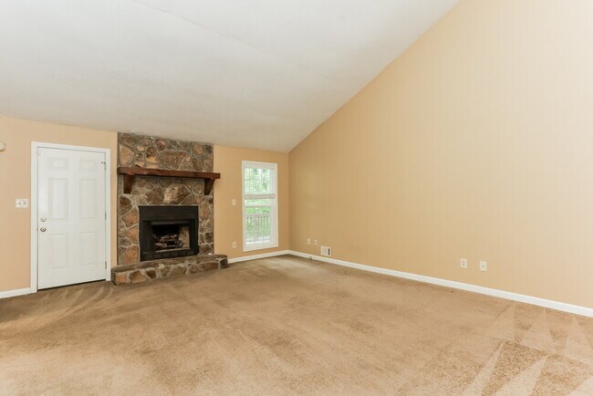 Photo - 520 Gregory Manor Dr SW
