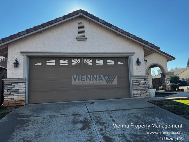 Photo - 1755 El Camino Verde Dr