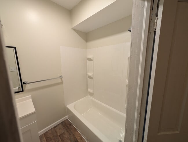 Photo - 37 Congress St Unit B