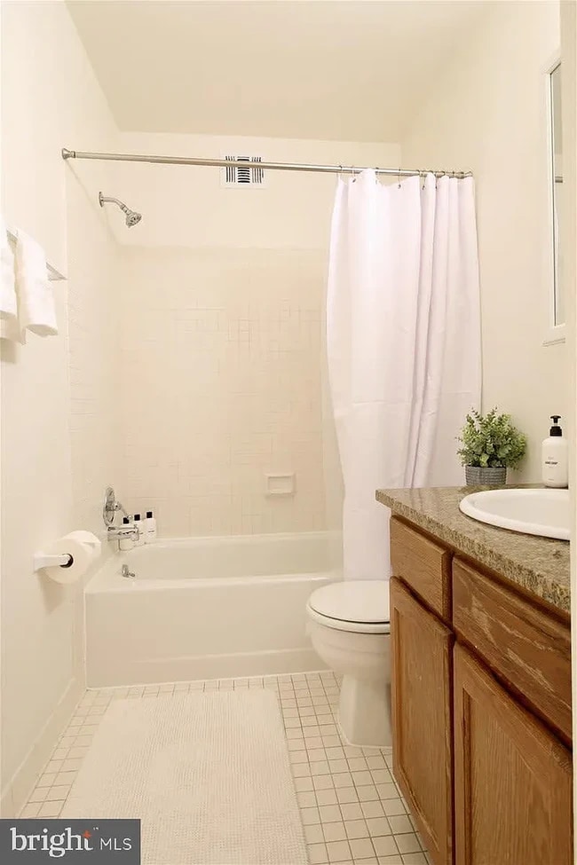 Photo - 1426 21st St NW Unit 405