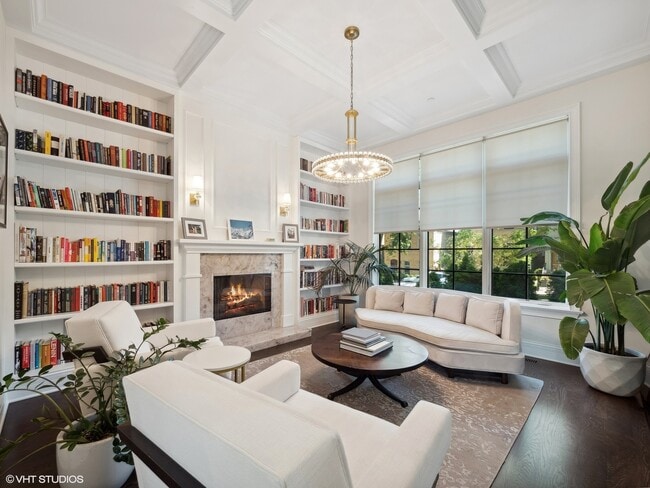 Photo - 2030 N Honore St