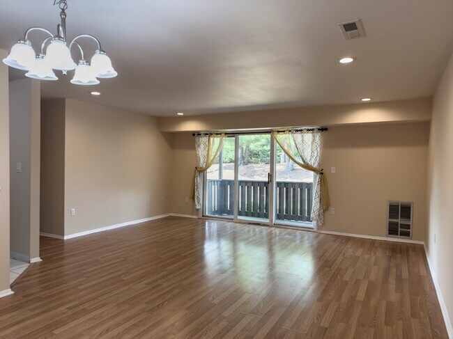 Living Room 1 - 2011 Aspen Dr Condo Unit Aspen