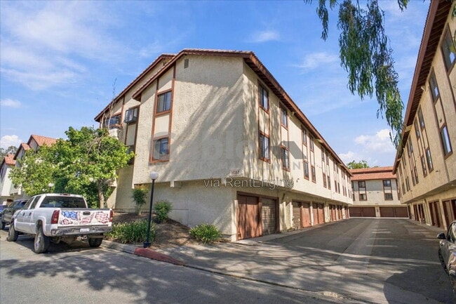 18187 W Sundowner Way Unit 830