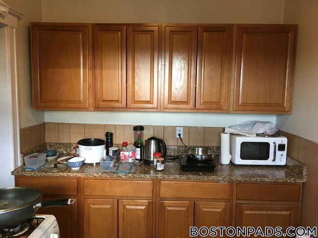 Photo - 96 Maple St Unidad 6