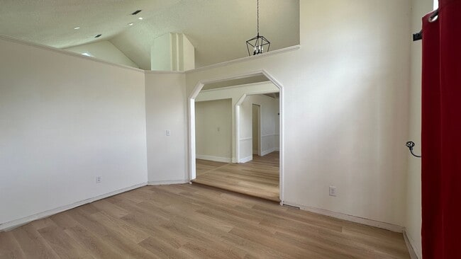 Photo - 935 Shriver Cir