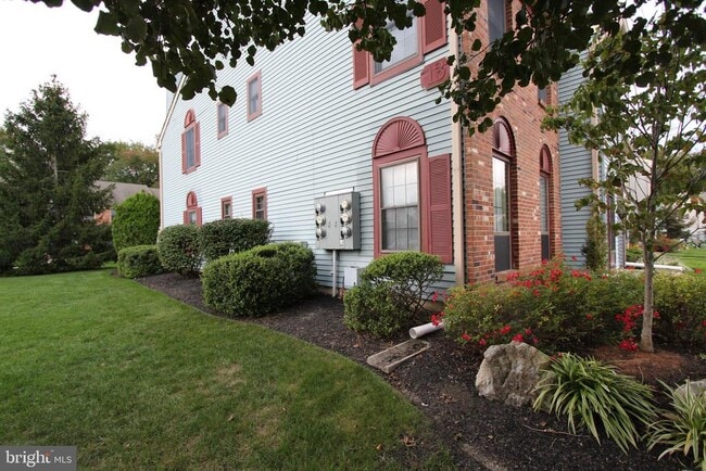 Photo - 193 Wyndham Pl Townhome