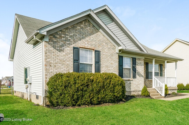 Photo - 651 Oak Grove Blvd